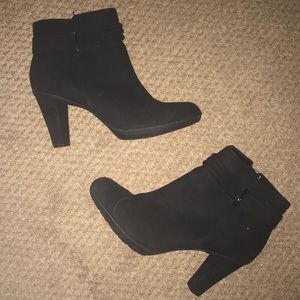 Liz Claiborne Heeled Booties